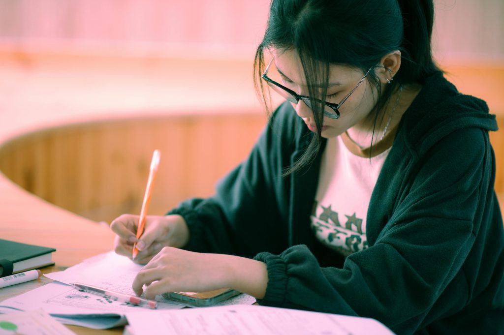 A-Level จีน สอบอะไรบ้าง? เตรียมตัวยังไงให้ได้คะแนนสูง (2026) - Chinese-HSK
